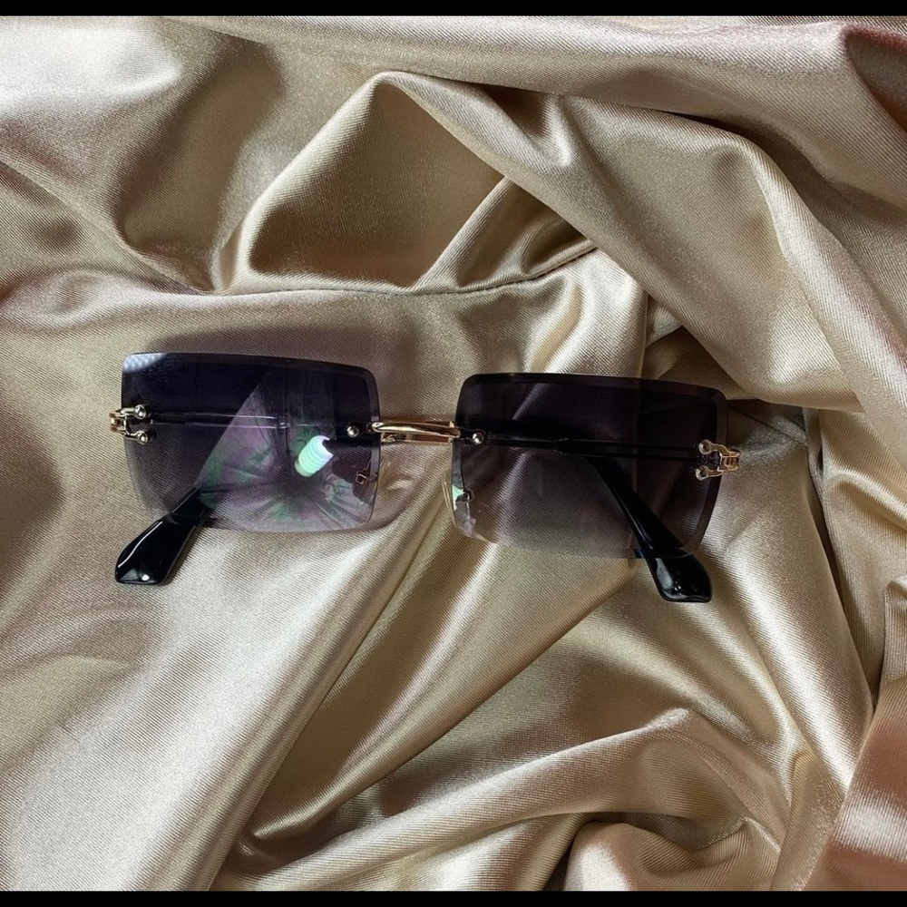 Black classy shades